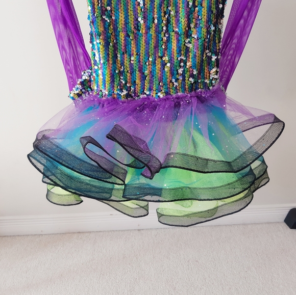 Dance Costume - Picture 7 of 8